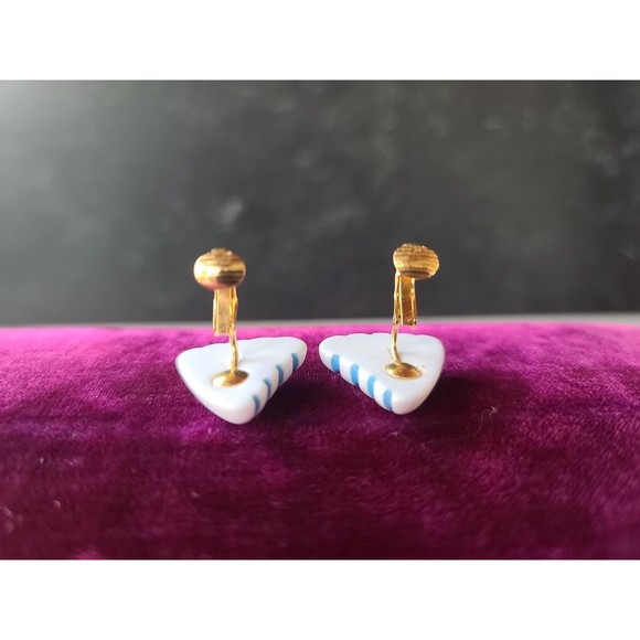Vintage White And Blue Striped Triangular Plastic Clip-on Earrings - Picture 7 of 10